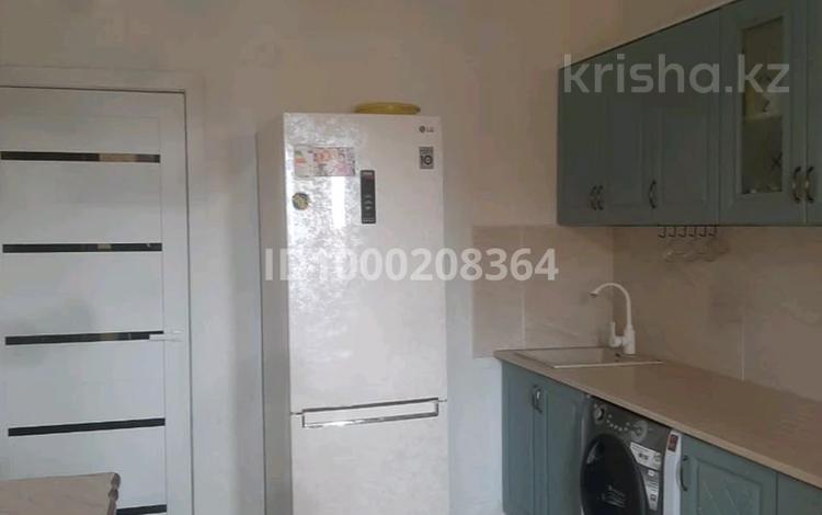 3-бөлмелі пәтер · 70 м² · 6/7 қабат, мкр. Алтын орда 8г, бағасы: 27.5 млн ₸ в Актобе — фото 2
