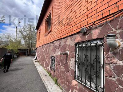 Отдельный дом · 8 комнат · 345.8 м² · 8 сот., Алпамыс батыра 21 за 115 млн ₸ в Астане, Есильский р-н