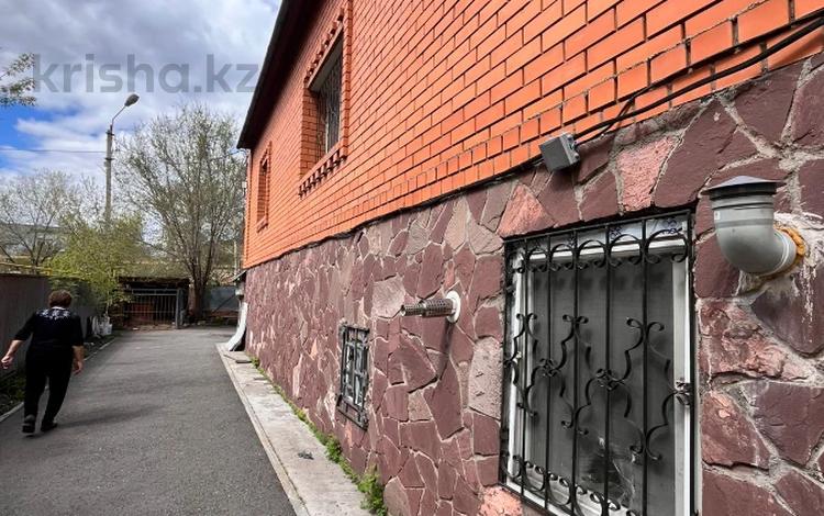 Отдельный дом · 8 комнат · 345.8 м² · 8 сот., Алпамыс батыра 21 за 115 млн ₸ в Астане, Есильский р-н — фото 2