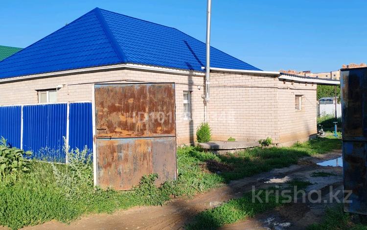 Жеке үй · 4 бөлме · 101.6 м² · 5 жүзд., Исатая Тайманова 5, бағасы: 24 млн ₸ в Актобе, жилой массив Юго-Запад-1 — фото 2