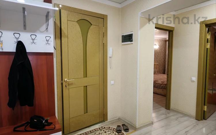 4-комнатная квартира · 80 м², ,Уалиханва — 71 квартал за 280 000 ₸ в Семее — фото 3
