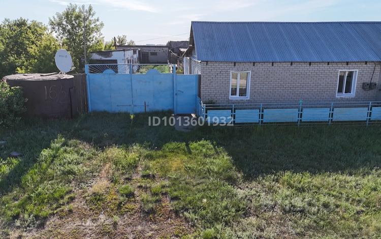 Жеке үй · 4 бөлме · 100 м² · 10 жүзд., Ч.Валиханова 16, бағасы: 4.5 млн ₸ в Новопокровке — фото 2
