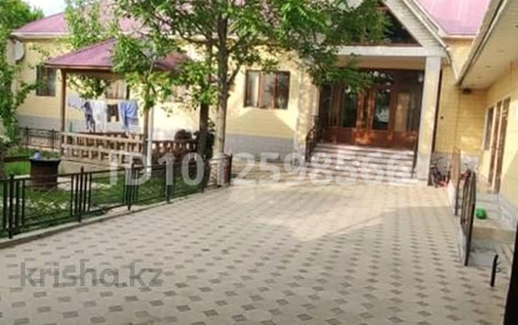 Отдельный дом · 7 комнат · 240 м² · 10 сот., мкр Самал-1, Б. Момышулы 148 — Магазин Айдана за 68 млн ₸ в Шымкенте, Абайский р-н — фото 10