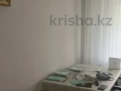 3-комнатная квартира · 60 м² · 2/4 этаж, мкр №8 за 36.7 млн ₸ в Алматы, Ауэзовский р-н