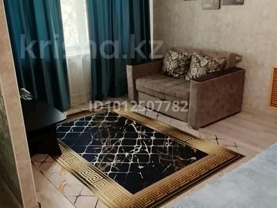 1-комнатная квартира · 32 м² · 2/5 этаж, мкр Новый Город, Назарбаева 17 за 9 000 ₸ в Караганде, Казыбек би р-н