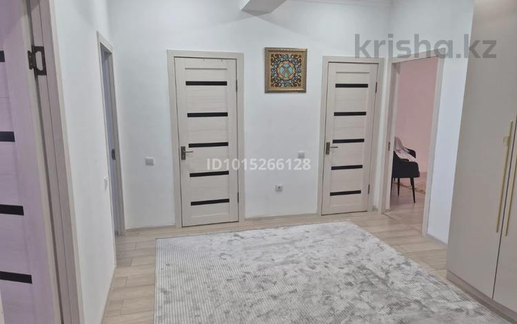 3-бөлмелі пәтер · 87.2 м² · 4/6 қабат, Микрорайон 4 61/1 — Блок А, бағасы: 47 млн ₸ в Конаеве — фото 2