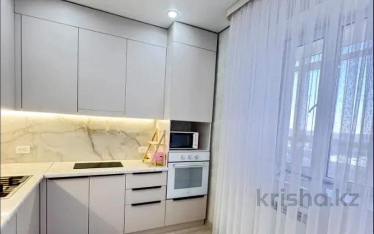 1-комнатная квартира · 36 м² · 7/9 этаж, мкр Юго-Восток, 137-й учётный квартал 349 за 250 000 ₸ в Караганде, Казыбек би р-н — фото 2