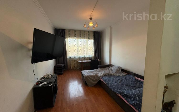3-бөлмелі пәтер · 71 м² · 8/13 қабат, Шагабутдинова 125, бағасы: 56 млн ₸ в Алматы, Алмалинский р-н — фото 2