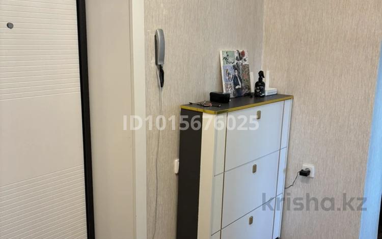 1-бөлмелі пәтер · 43.9 м² · 6/7 қабат, Оралхан Бокей, бағасы: 20 млн ₸ в Усть-Каменогорске — фото 2