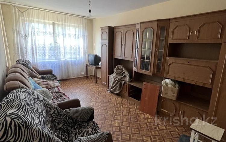 2-комнатная квартира, 43 м², 2/4 этаж, Самал 30 а за 11.2 млн 〒 в Талдыкоргане, мкр Самал — фото 2
