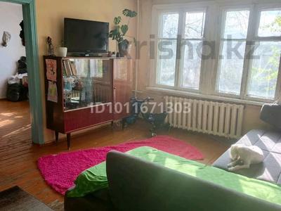 2-комнатная квартира · 57 м² · 2/2 этаж, Старый Майкудук, Бирюзова за 6.5 млн 〒 в Караганде, Алихана Бокейханова р-н