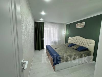 Продажа квартир в Западно-Казахстанской обл.: 3-комнатная квартира · 61 м² · 6/9 этаж, Абая — Фурманова за 26.5 млн 〒 3-комнатная квартира · 61 м² · 6/9 этаж, Абая — Фурманова за 26.5 млн 〒 в Уральске, мкр Школьник