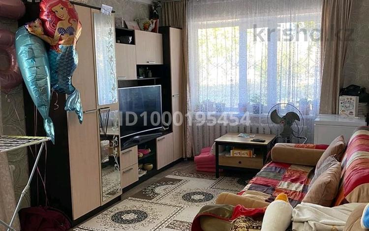 2-комнатная квартира · 43.8 м² · 1/5 этаж, Юность 21 — Магазина Береке, между остановками "Юность" и "Аэропортовская" за 16.5 млн ₸ в Семее — фото 2