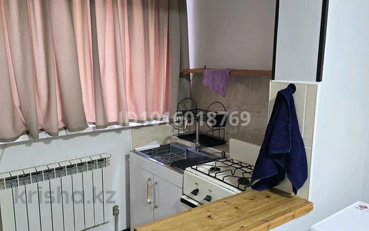 2-комнатная квартира · 56 м² · 3/5 этаж, 16-й микрорайон 39 — На против базар "Коктем" за 150 000 ₸ в Шымкенте, Аль-Фарабийский р-н — фото 2