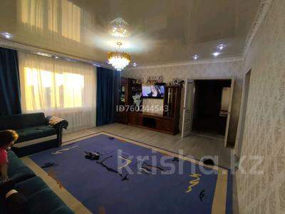 Жеке үй · 4 бөлме · 130 м² · 12 сот., Амангельди Иманов 104 — Нурпейсовой, бағасы: 500 000 ₸ в Жезказгане