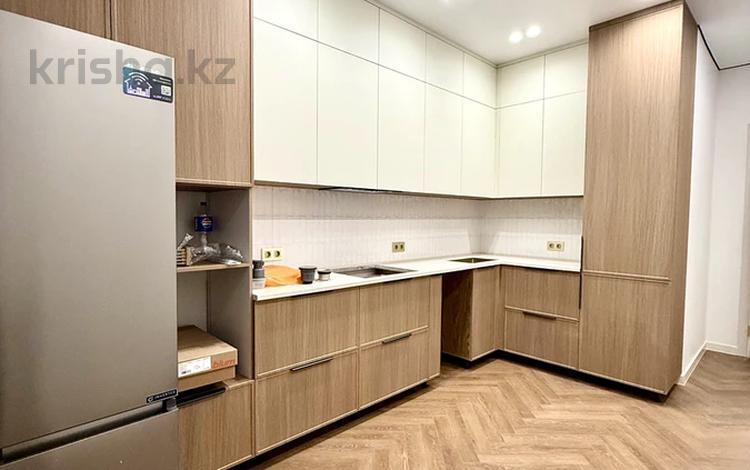 3-комнатная квартира · 95 м², Нажимеденов 30/1 за 61 млн ₸ в Астане, Сарайшык р-н — фото 2