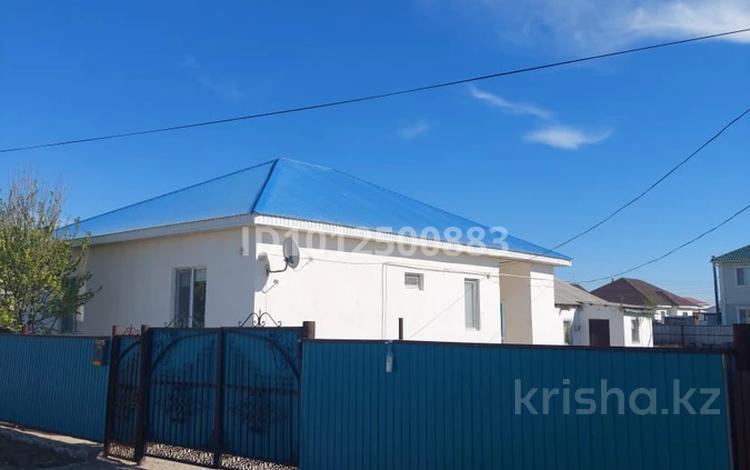 Отдельный дом · 4 комнаты · 180 м² · , мкр Оркен, Nº15 17 — Оркен т.а., Nº15 кеш., 17 у. за 33 млн ₸ в Атырау — фото 2