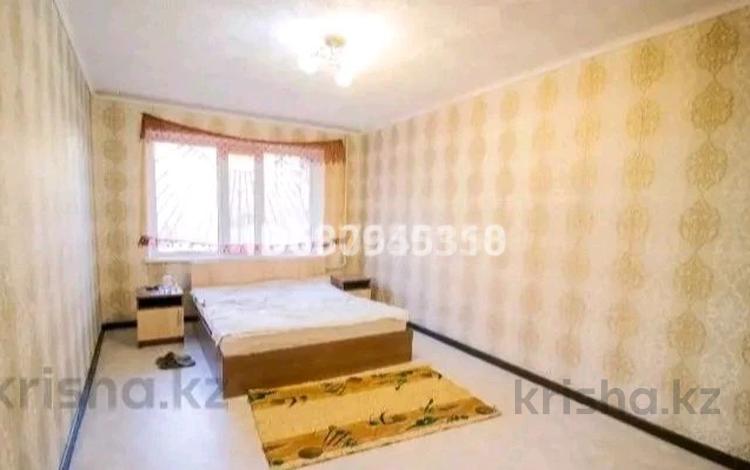 1-комнатная квартира, 31 м², 1/5 этаж, Самал 6 — Кунаева за 10.2 млн 〒 в Талдыкоргане, мкр Самал — фото 2