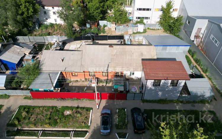 Отдельный дом · 4 комнаты · 350 м² · 10 сот., Исаева 2/2 за 140 млн ₸ в Уральске — фото 2