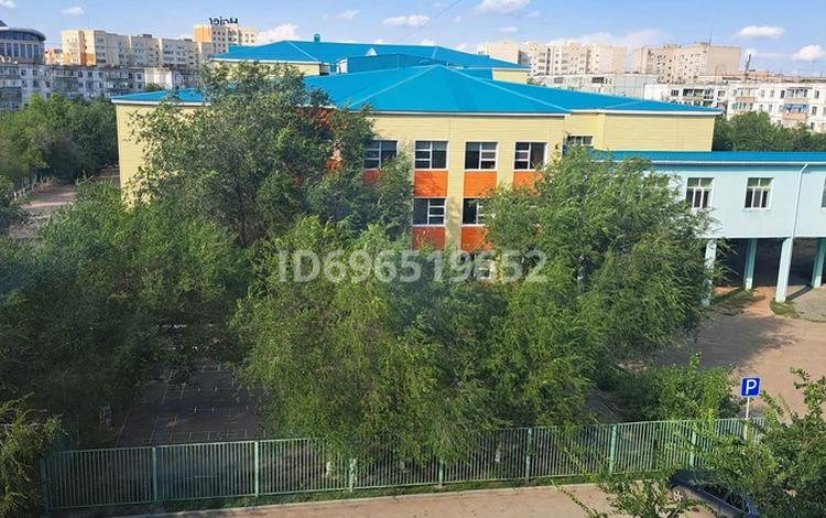 3-комнатная квартира · 72 м² · 5/5 этаж, мкр 8, Бр.Жубанова — Школа 21 за 18.5 млн ₸ в Актобе — фото 3