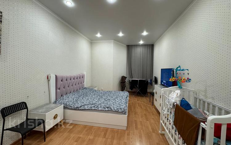 3-бөлмелі пәтер · 78 м² · 1/3 қабат, мкр Новый Город, Алтын арка 12, бағасы: 24 млн ₸ в Караганде, Казыбек би р-н — фото 11