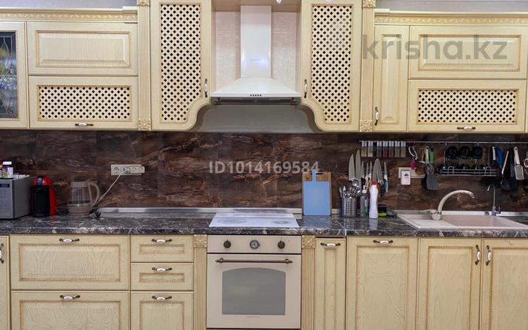 3-комнатная квартира · 84 м² · 3/12 этаж, Гоголя 20 за 600 000 ₸ в Алматы, Медеуский р-н — фото 2