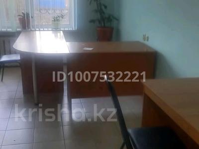 Свободное назначение, офисы, салоны красоты, образование, кабинеты и рабочие места · 97 м² за 170 000 〒 в Уральске