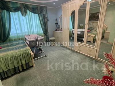 Отдельный дом · 6 комнат · 200 м² · 10 сот., Жукова 49 за 39.5 млн 〒 в Усть-Каменогорске, Ульбинский