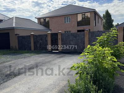 Отдельный дом · 8 комнат · 510 м² · 10 сот., Новый кирпичный 54 — На против «Теннисный центр» первая линия за 67.5 млн ₸ в Актобе, жилой массив Кирпичный