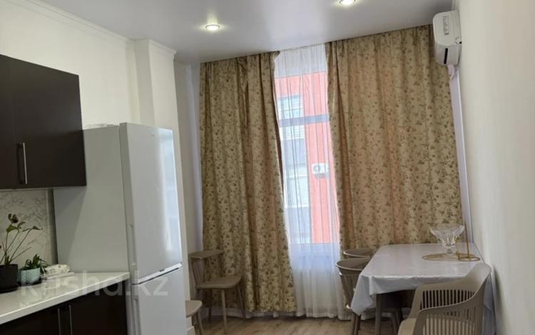 1-бөлмелі пәтер · 45 м² · 2/3 қабат, Жангозина 61Б, бағасы: 18 000 ₸ в Каскелене — фото 2
