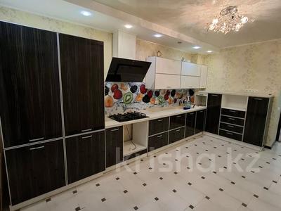 4-комнатная квартира · 136.6 м² · 2/5 этаж, Циолковского за 51.5 млн 〒 в Уральске