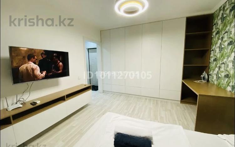 1-комнатная квартира · 46 м², мкр Акбулак, 1-я улица 43 за 15 000 ₸ в Алматы, Алатауский р-н — фото 2