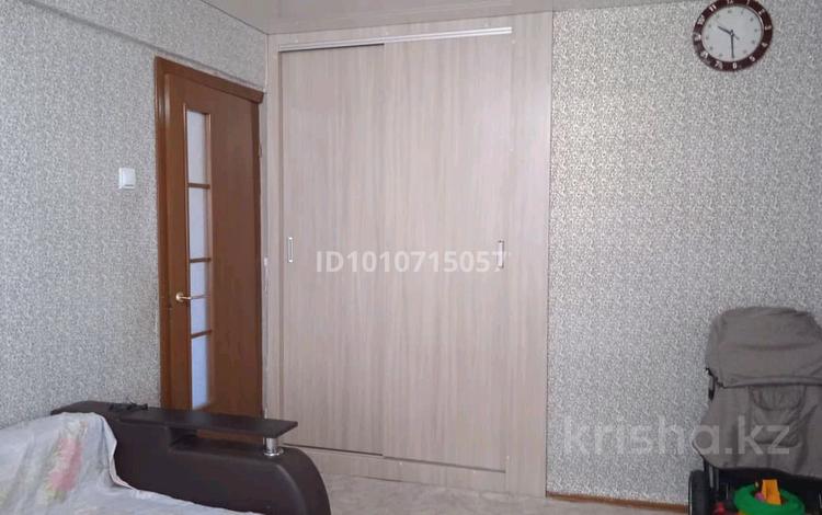 3-бөлмелі пәтер · 50 м² · 3 қабат, Сабитовой 25 — Рядом Магазин Три Гвоздя, бағасы: 16 млн ₸ в Балхаше — фото 2