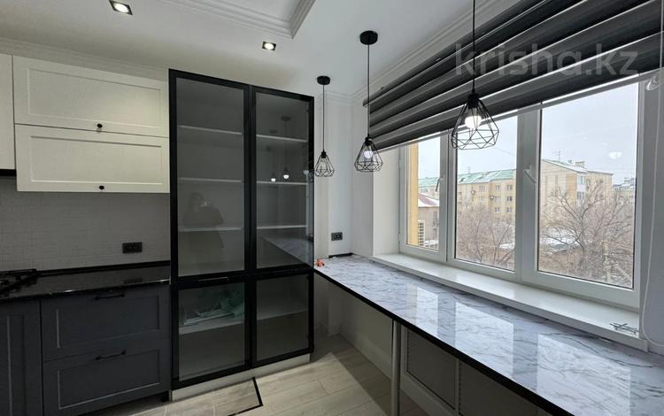 3-бөлмелі пәтер · 110 м² · 4/9 қабат, Кулманова 152, бағасы: 42 млн ₸ в Атырау — фото 3
