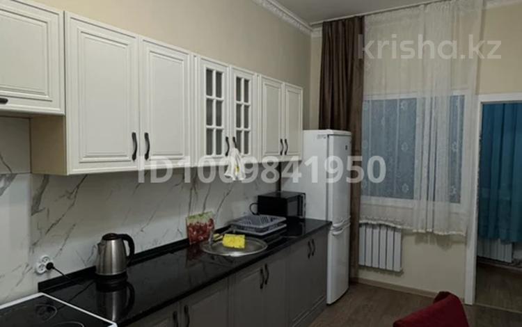 2 комнаты · 68 м² · 6/18 этаж, Туркестан 2 3 — Abu dhabi plaza за 130 000 ₸ в Астане, Есильский р-н — фото 2