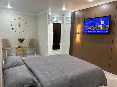 1-комнатная квартира · 40 м² · 3/5 этаж, Мкр Жансая 41 — По пересечении Бауыржан Момышұлы, рядом кафе Балтика торговый центр Салем за 15 000 〒 в Таразе