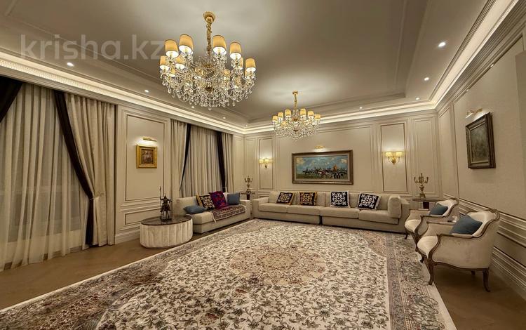 6-комнатная квартира · 430 м², Достык за 3.5 млн 〒 в Астане, Есильский р-н — фото 3