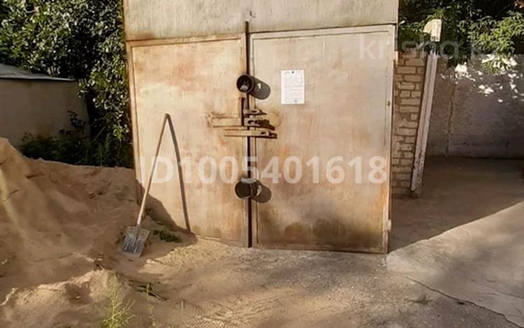 Гараж · 12 м² · Момышулы 37, бағасы: 200 000 〒 в Семее — фото 2