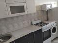 1-комнатная квартира · 40 м² · 8/9 этаж, мкр Геолог, Береке 22 за 100 000 ₸ в Атырау — фото 3