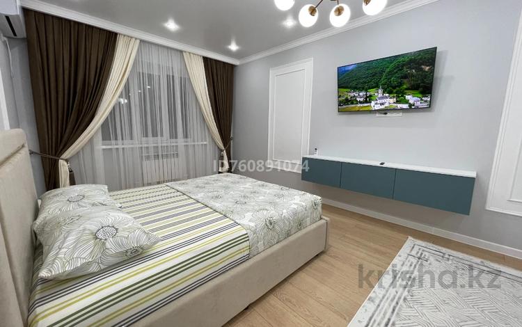 1-комнатная квартира · 46 м² · 4/9 этаж, мкр Нурсая, Т. Жумагалиева за 300 000 ₸ в Атырау — фото 12