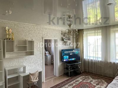 3-комнатная квартира · 69 м² · 1/2 этаж, Узенка, Медицинская 41 за 10 млн ₸ в Караганде, Алихана Бокейханова р-н
