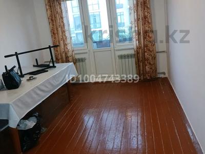 3-бөлмелі пәтер · 60 м², Азаттык 64 — Находится возле рембытехники остановка стройконтора, бағасы: 14 млн ₸ в Атырау