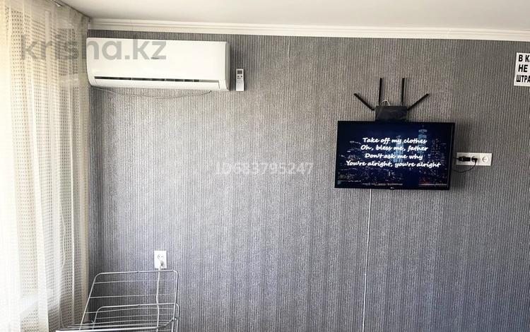 1-комнатная квартира · 34 м² · 3/5 этаж, Майкудук, 14й микрорайон 10 за 2 000 ₸ в Караганде, Алихана Бокейханова р-н — фото 5