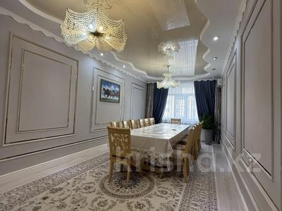 4-бөлмелі пәтер · 140 м² · 2/7 қабат, 17-й мкр 44, бағасы: 52 млн ₸ в Актау