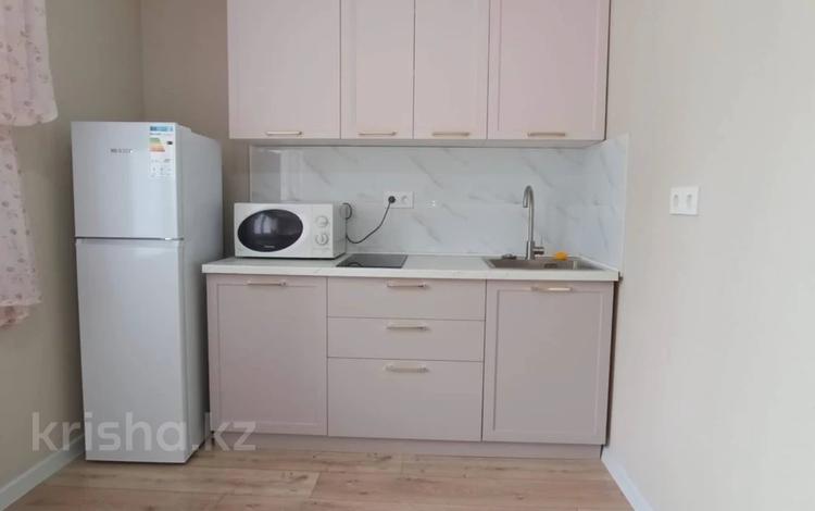1-комнатная квартира · 35 м² · 10/14 этаж, Улы Дала 10 — Айтматова за 205 000 ₸ в Астане, Нура р-н — фото 9