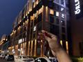 1-комнатная квартира · 40 м² · 3/9 этаж, ул. Айнаколь 64 — Всё самое нужное — рядом с домом: Отличная локация: Перспективный район мечети Хазрет Султан. Транспорт: Остановка прямо напротив дома — удобно быстро добираться в любую точку города. Покупки: В шаговой доступности рынок «Аспан базар», супермаркет «SMALL», а также многочисленные круглосуточные магазины и аптеки. Семьям: Рядом находятся детские сады и школы. Отдых: Вокруг много уютных кафе, кофеен и ресторанов. за 250 000 ₸ в Астане, Алматы р-н