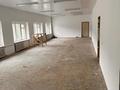 Офисы, магазины и бутики, салоны красоты, медцентры и аптеки, образование, кабинеты и рабочие места, студии · 400 м² за 880 000 〒 в Житикаре — фото 29
