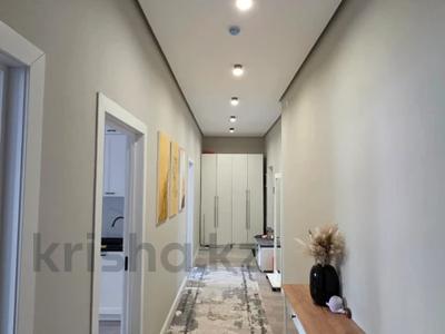 3-комнатная квартира · 100 м² · 2/17 этаж, Розыбакиева за 130 млн ₸ в Алматы, Бостандыкский р-н