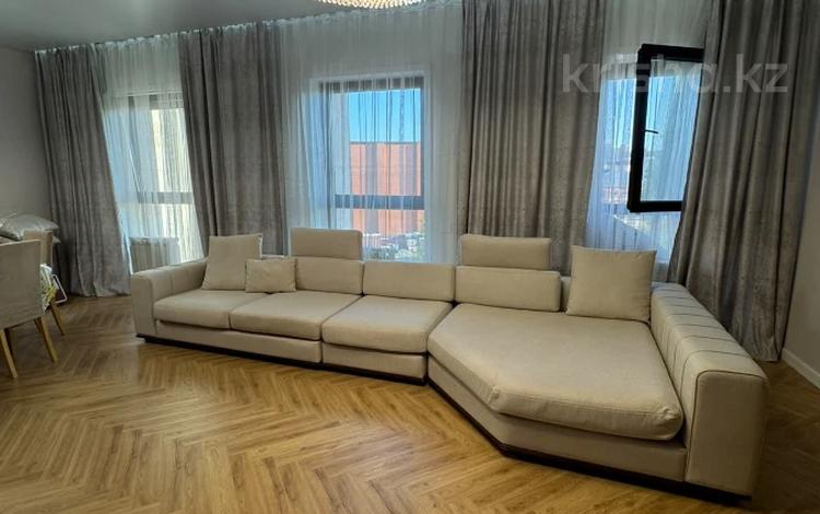 3-комнатная квартира · 120 м² · 2/5 этаж, Умай ана за 120 млн ₸ в Астане, Нура р-н — фото 3
