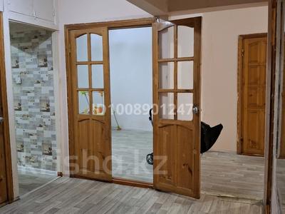 4-комнатная квартира · 81 м² · 3/5 этаж, мкр Аса 11 за 100 000 〒 в Таразе